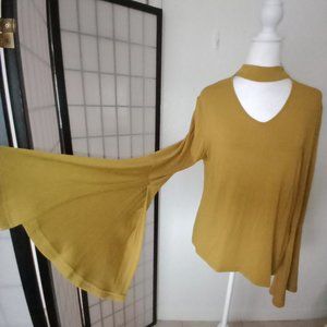 EARTHBOUND TRADING Bell Sleeve Bohemian Medium Women Blouse